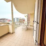 Cupra A 40 Mt Dal Mare Rif A793 Cupra Marittima
