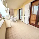 Cupra A 40 Mt Dal Mare Rif A793 * Cupra Marittima