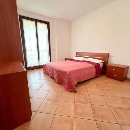 Cupra A 40 Mt Dal Mare Rif A793 Cupra Marittima