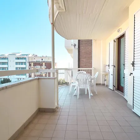 Cupra A 40 Mt Dal Mare Rif A793 * Cupra Marittima