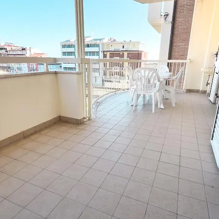 Cupra A 40 Mt Dal Mare Rif A793 Apartmán